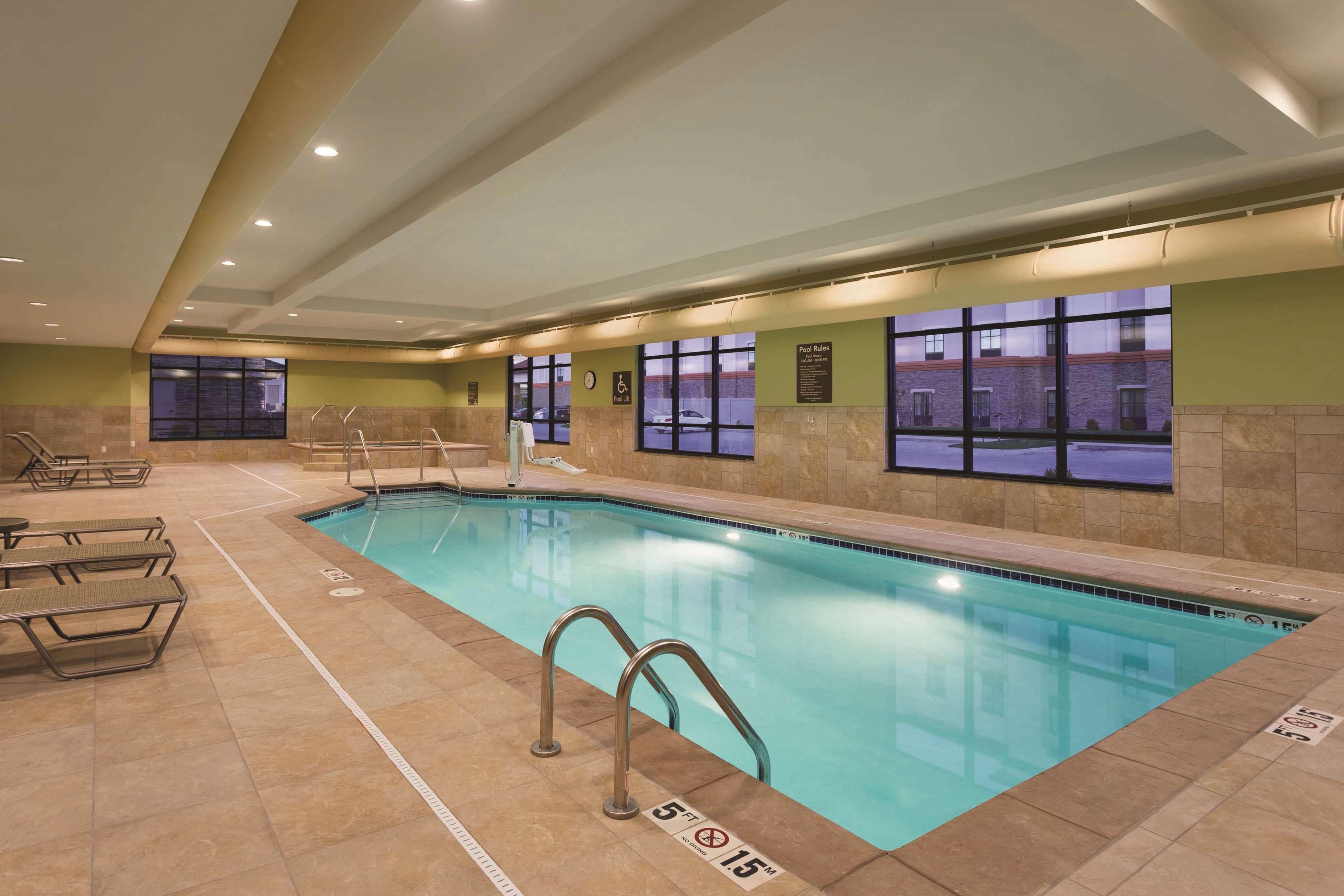 Hotel Homewood By Hilton West Des Moines/sw Mall Area
