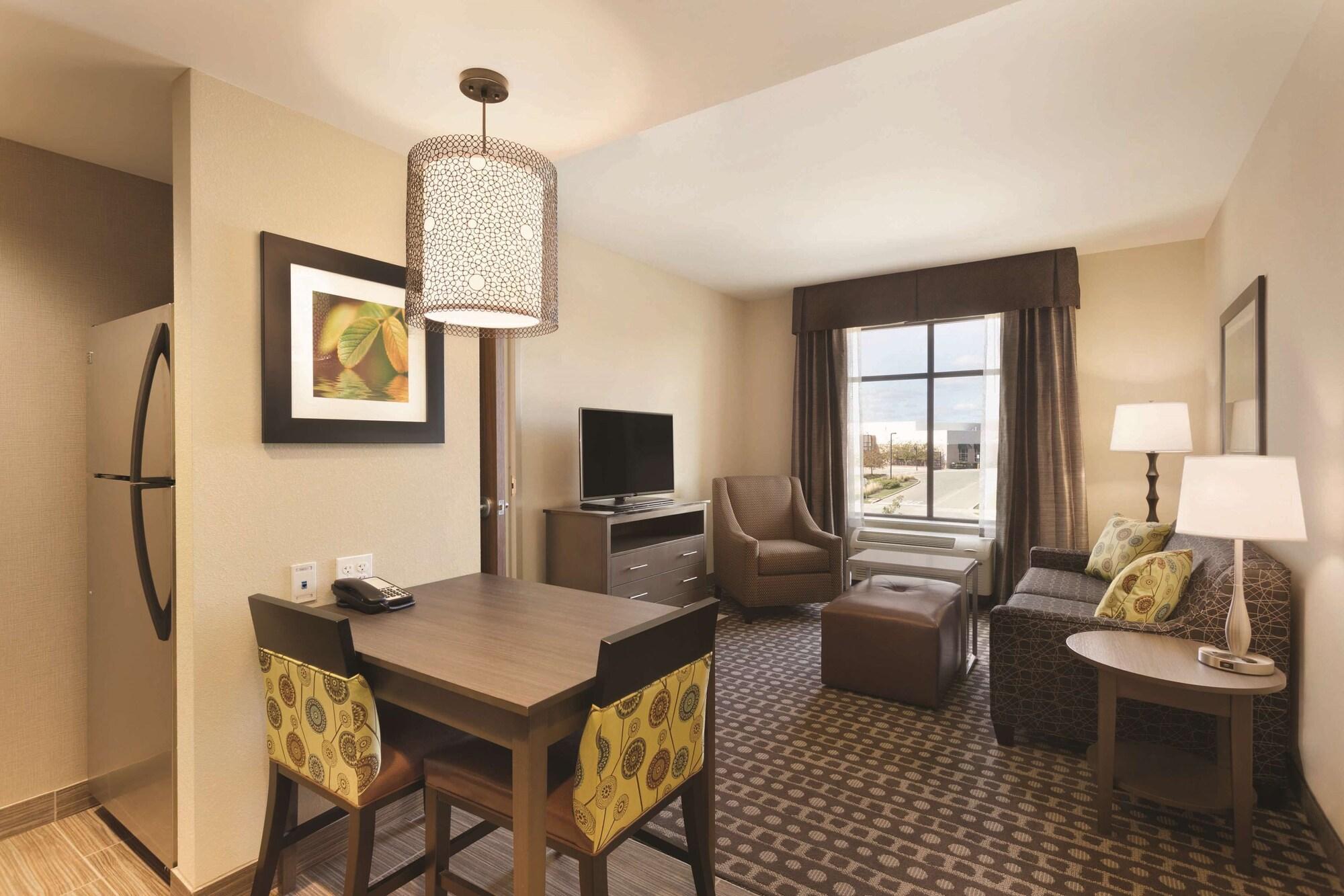 Homewood By Hilton West Des Moines/sw Mall Area Hotel West Des Moines